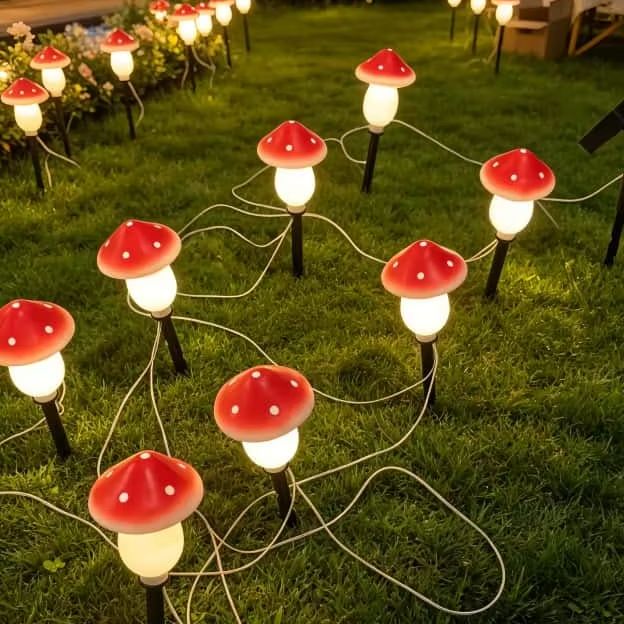 Outdoor Lighting For Christmas - ไฟประดับรูปเห็ดพลังงานแสงอาทิตย์ กันน้ำ สำหรับตกแต่งสวน สนามหญ้า ลานบ้าน คริสต์มาส